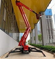 蜘蛛車與腳手架出租廠家 維護(hù)登高車要點解析